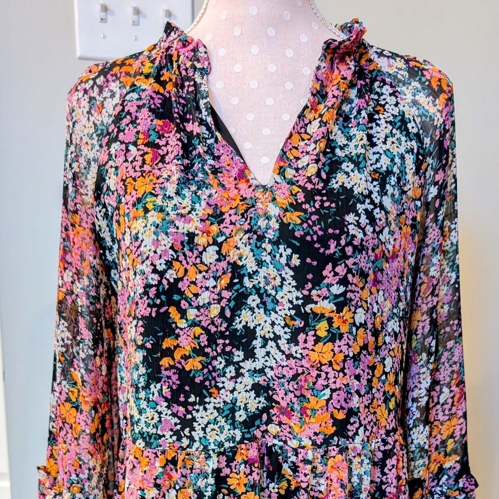 Vince camuto size medium lined sheer dress. Size M/L
